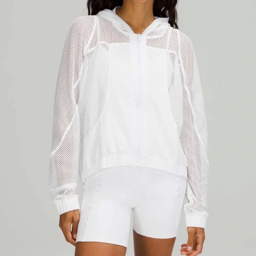 Lululemon Relaxed Fit Mesh Jacket‎ White 8